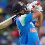 रोहित शर्मा ने 100 कैच का रिकॉर्ड बनाया और शतकीय पारी से दिलाई भारत को सिडनी में जीत