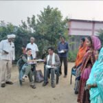 मतदाता सूची का गहन पुनरीक्षण बी . एल . ओ. के कार्यो का अधिकारियो द्वारा सघन निरीक्षण ।