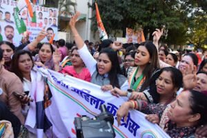 महिलाओं के सम्मान के खिलाफ बयान पर भड़की&hellip;