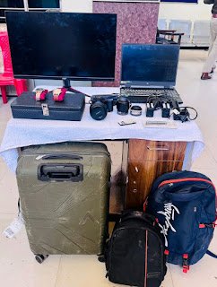 भोपाल कोलार रोड में दिनदहाड़े चोरी का खुलासा करती पुलिस