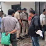 जेल में बंद आरोपी की संदिग्ध मौत से उठे गंभीर सवाल पोस्टमार्टम रिपोर्ट का इंतजार, लापरवाही या अन्य कारणों की होगी जांच।